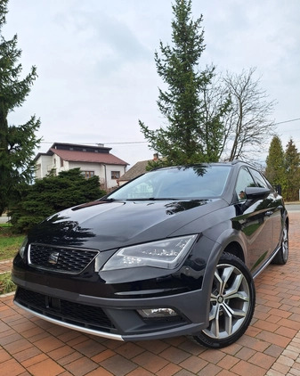 Seat Leon cena 53900 przebieg: 131000, rok produkcji 2016 z Oleśnica małe 596